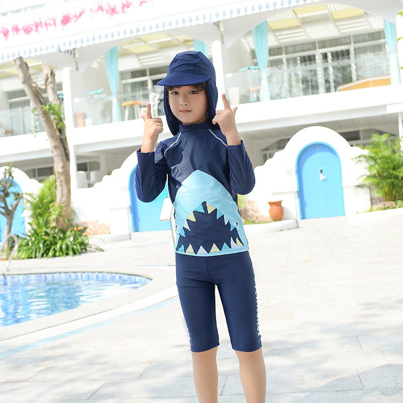 | SALE | HOT | | HOT | GIẢM SỐC  |_ Đồ bơi Baby Shark đi biển chống nắng cho bé có kèm Mũ _ . ^^