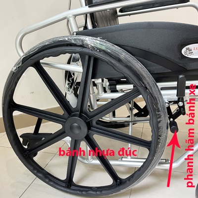 Xe lăn có bô vệ sinh ngả nằm Lucass X72 khung nhôm, bánh đúc