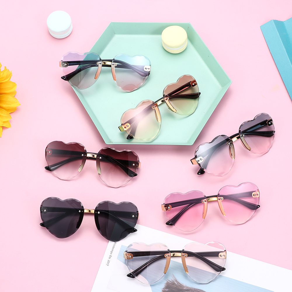 Kính Chống Nắng UV 400 Hình Trái Tim Dễ Thương Cho Bé 1-8T