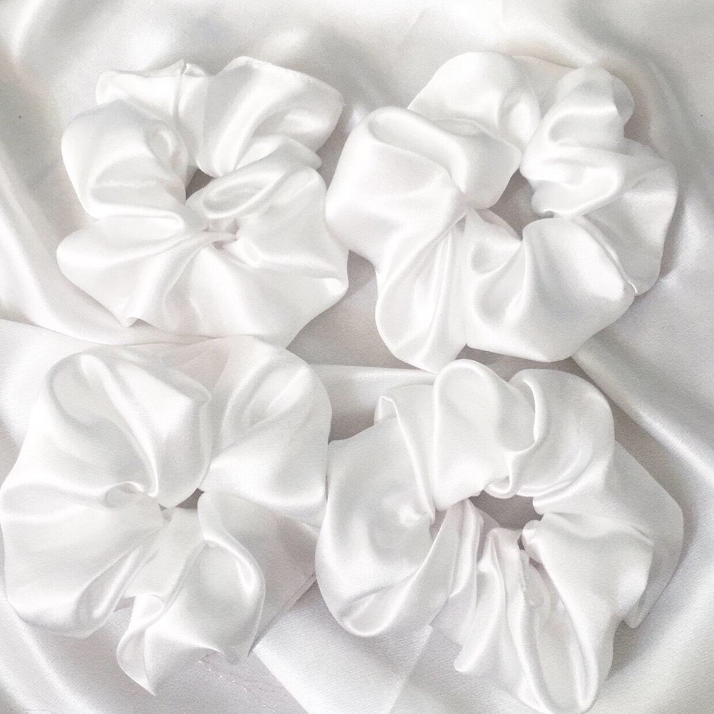 Dây côt tóc scrunchies màu trắng phi bóng