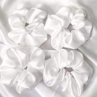 Dây côt tóc scrunchies màu trắng phi bóng