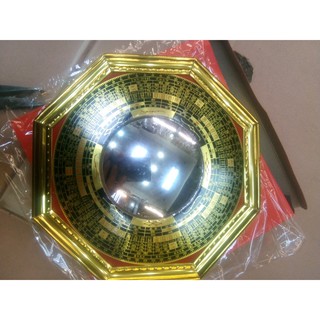 Gương Bát Quái treo cửa