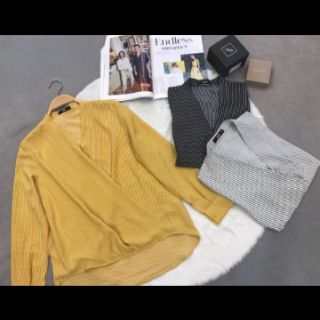 Sale Áo sơ mi cổ vạt chéo