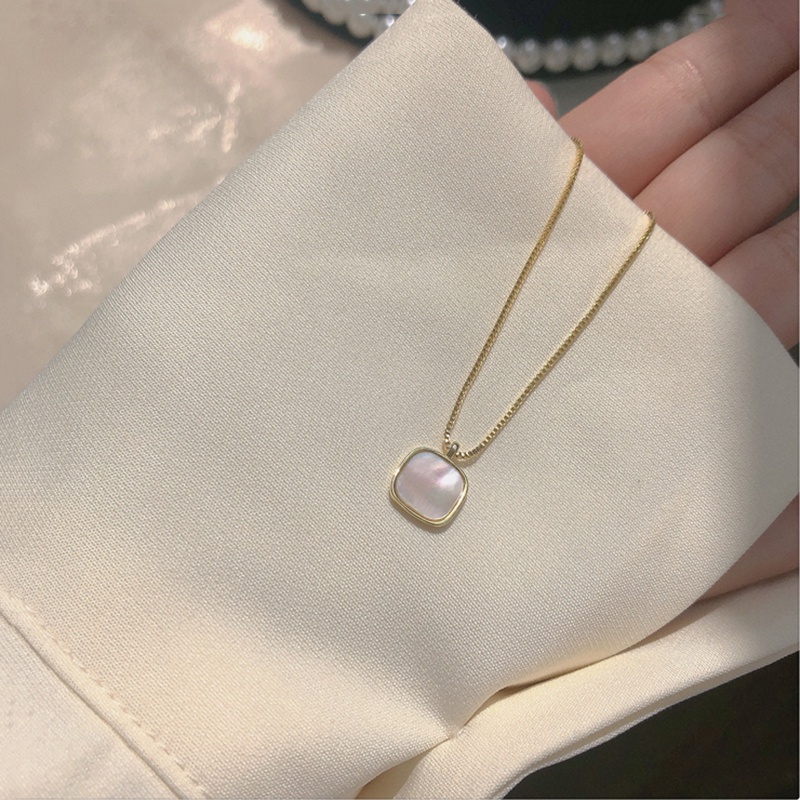 Vòng Cổ Fashion Square Shell Pendant Necklace Gold Clavicle Chain Necklace for Women Jewelry Accessories
