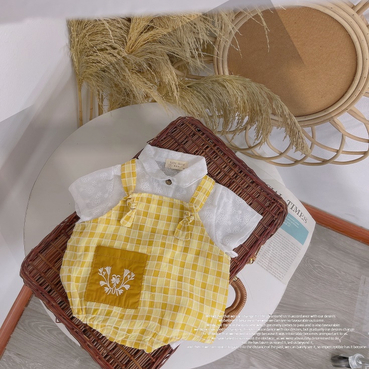 Set áo kèm yếm caro cho bé gái sơ sinh 1 2 tuổi MINTSCLOSET Mint's Closet - YE5023 - YE5029