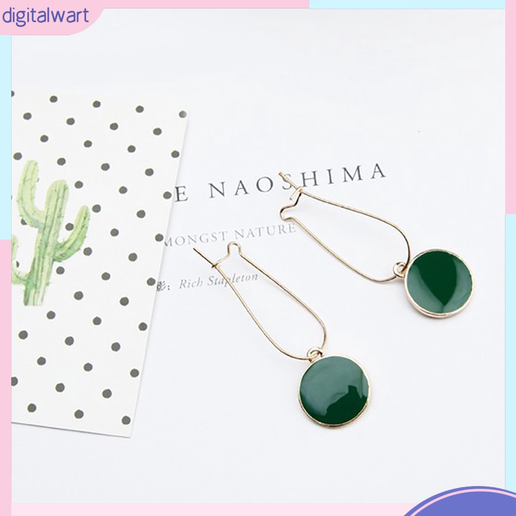 Đôi hoa tai phối mặt tròn thời trang