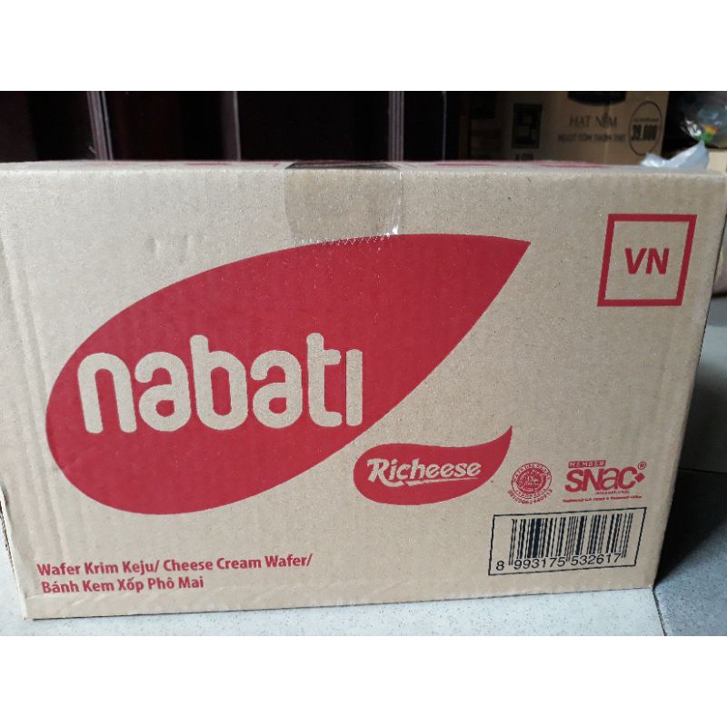 1 thùng  bánh kem xốp phô mai NABATI  lớn