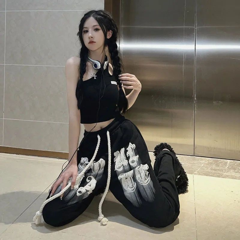 Quần thể thao COZOKC ống rộng in chữ thời trang Hàn Quốc