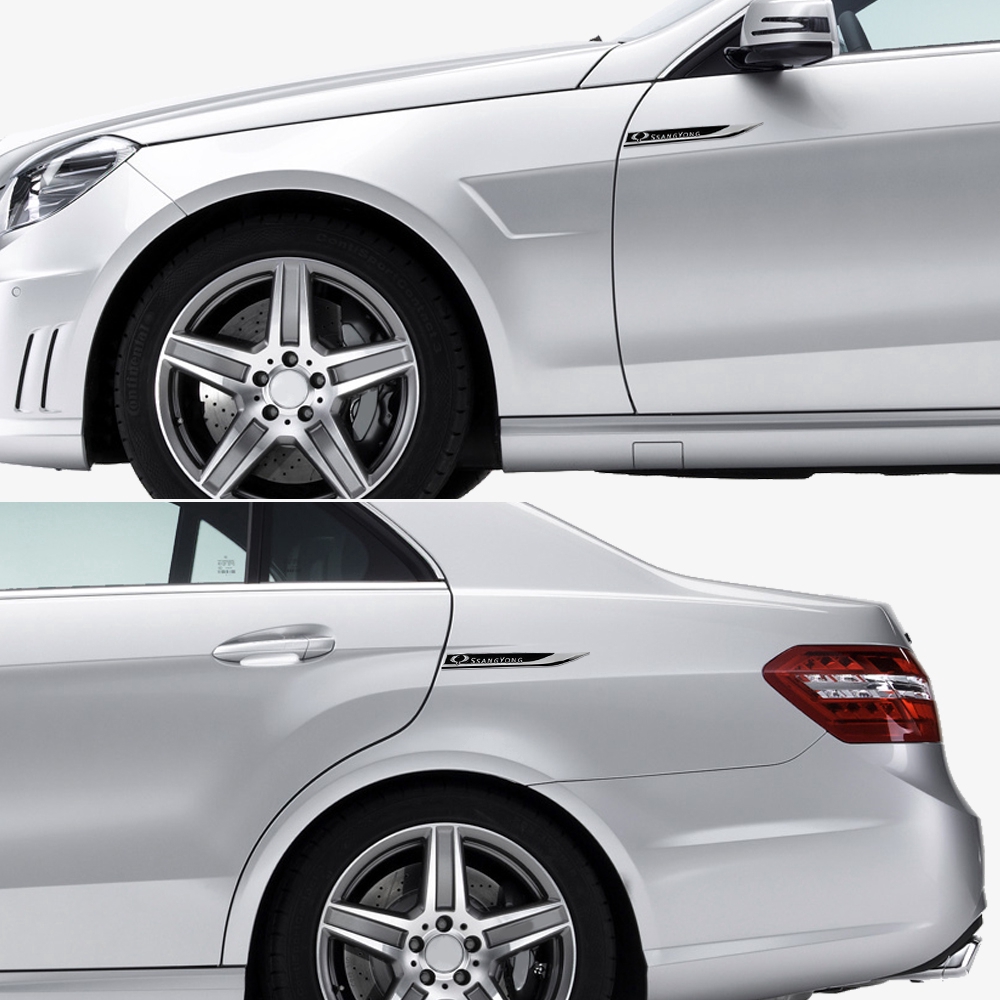 Set 2 miếng dán nhãn hiệu dán sườn cho xe hơi Daihatsu Alfa Romeo Acura SAAB Abarth Smart Luxgen Ssang Yong