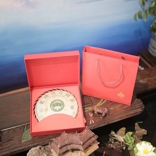 Bánh trà phổ nhĩ sống thuộc công ty Lão Ban Trương sản xuất năm 2009. mã LBT0011 .