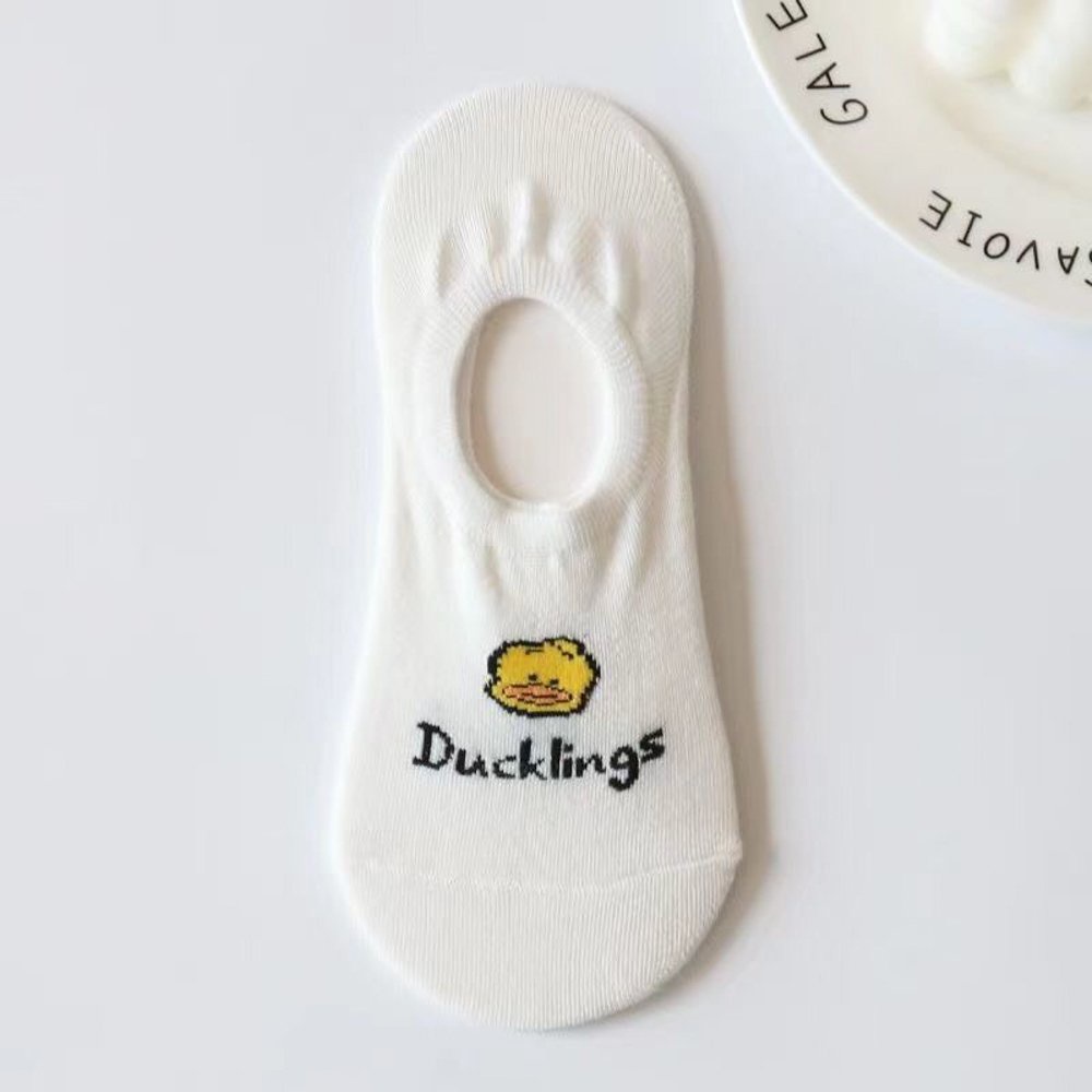 Tất nữ không cổ họa tiết cà rốt phong cách hàn quốc xinh xắn đáng yêu chất liệu co dãn thấm hút mồ hôi