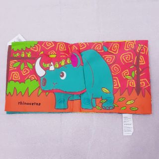 SÁCH VẢI 3D - WILD ANIMALS