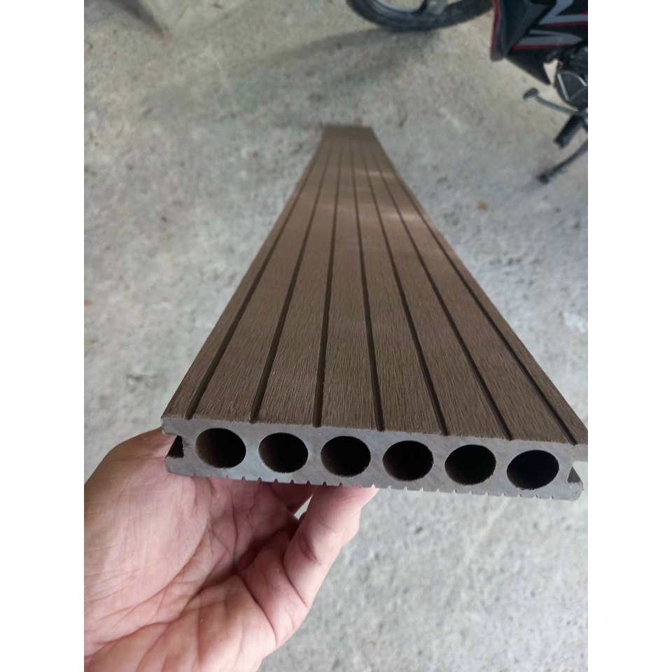 Thanh gỗ nhựa composite Lát ban công, hồ cá koi ,hồ bơi tròn dài 2.2m rộng 14cm cao 25mm