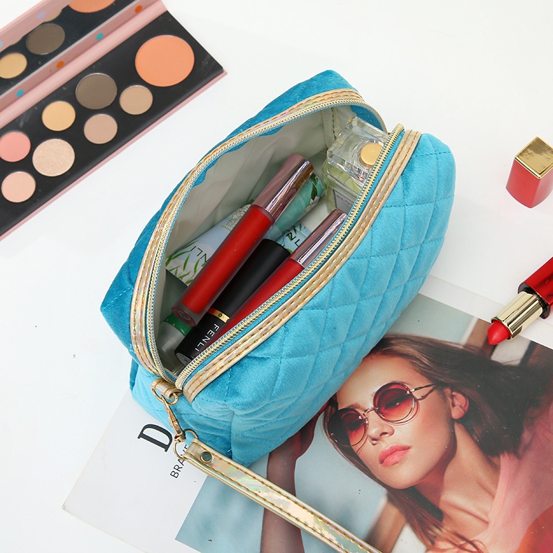 Túi Nhung Đựng Mỹ Phẩm Đính Ngọc Trai Và Kim Cương Phong Cách retro