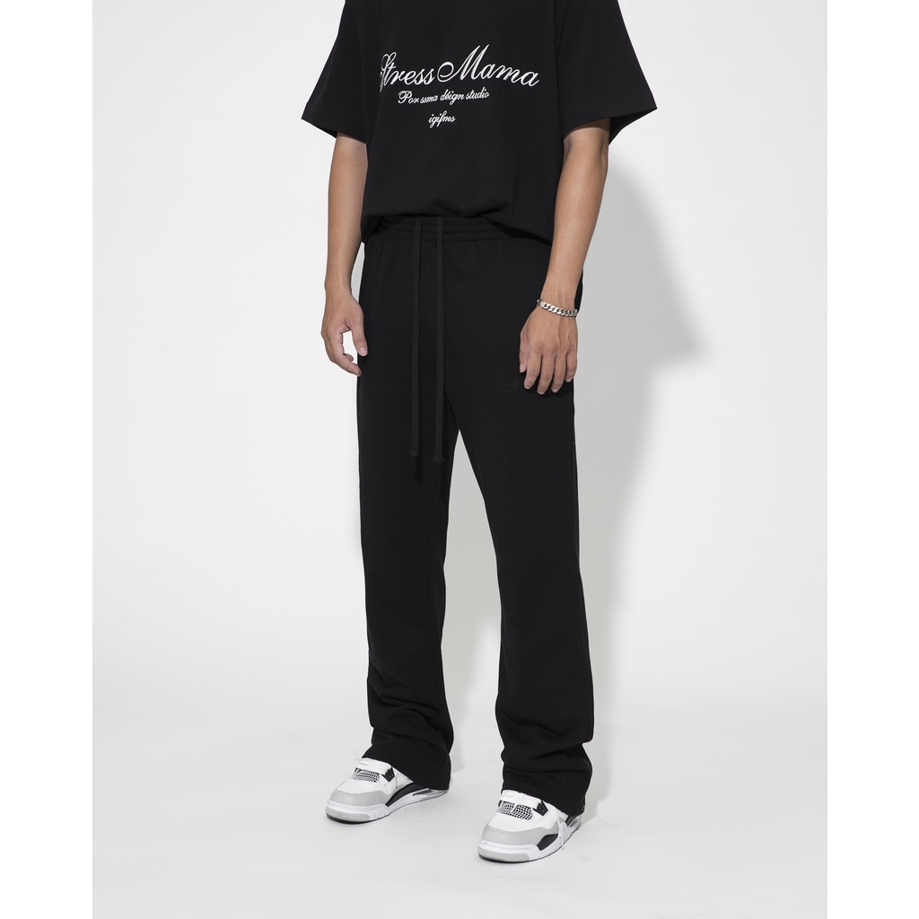 Áo thun STRESSMAMA 365 SEASONAL T-SHIRT - BLACK màu đen chất liệu 100% Cotton 2 chiều 250GSM