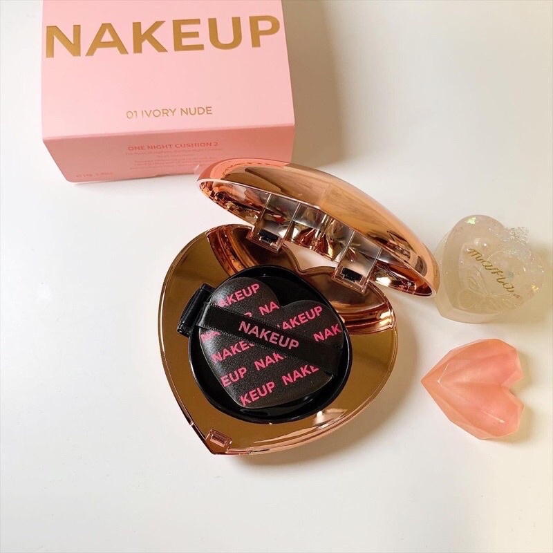 Phấn nước Nakeup Face cushion heart vỏ trái tim kèm lõi