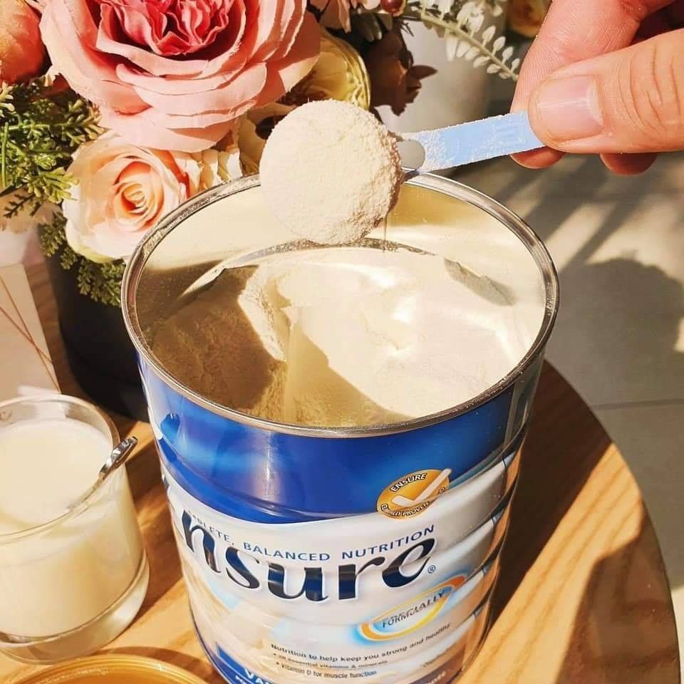 Sữa Ensure Úc Hộp 850g Hương Vanilla OZ MART Hàng Úc Nội Địa