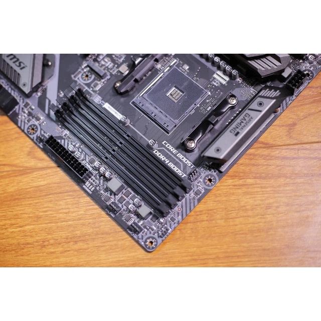 Bo mạch chủ MSI B450 Tomahawk cũ - Bo mạch chủ đẹp người đẹp cả nết