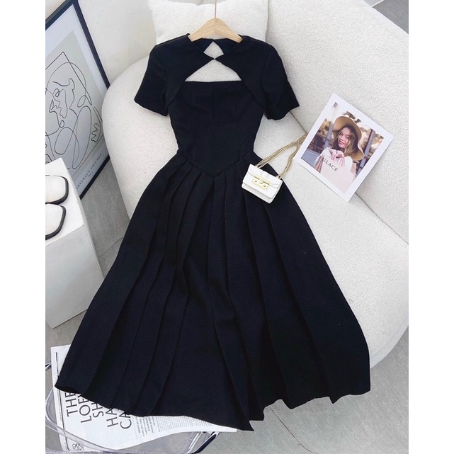 ĐẦM MIDI ĐEN XẾP LY THÂN CUTOUT NGỰC LƯNG TAY CON