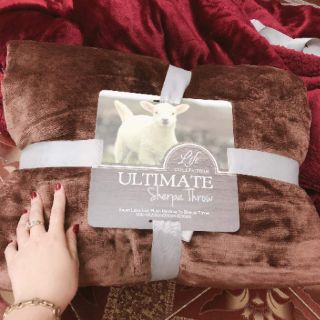 Chăn lông cừu ultimate