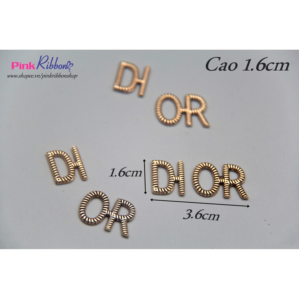 Chữ Di-or sọc rời