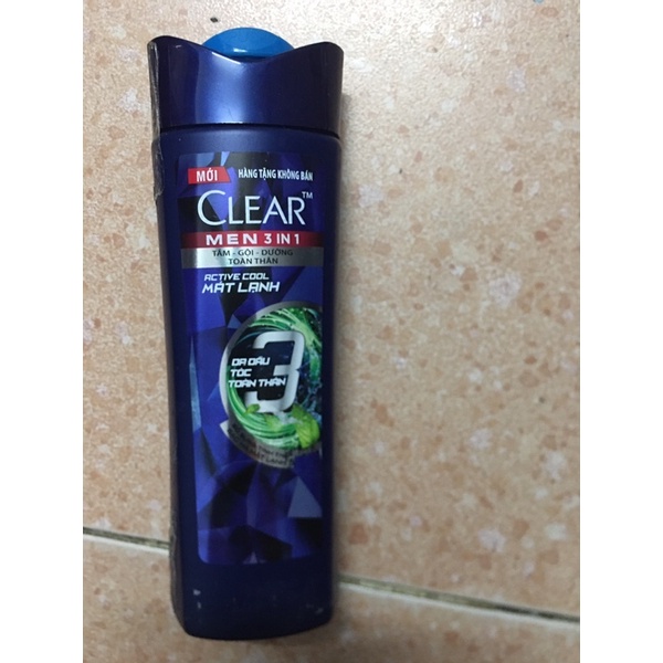 chai dầu tắm gội  dưỡng toàn thân Clear men 3in1 140 ml.