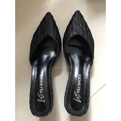 Sục mũi nhọn đế cao 5cm mã 663