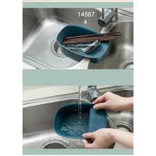 Khay nhựa BẦU DỤC treo bồn rửa bát có lưới lọc rác đa năng sắc màu - giao màu ngẫu nhiên