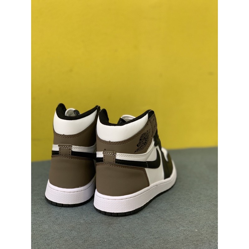 GIÀY THỂ THAO JORDAN NÂU CAFE CAO CỔ | BigBuy360 - bigbuy360.vn