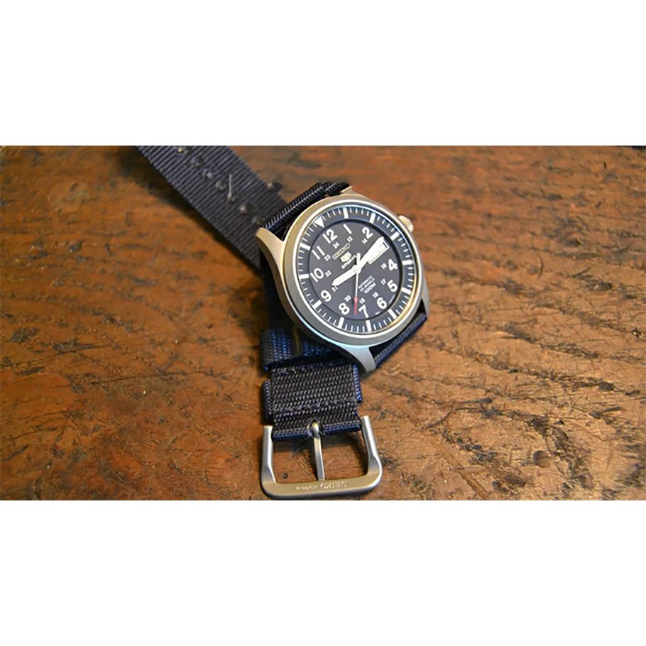 Đồng hồ cơ nam Seiko 5 Quân Đội SNZG11K1S lên cót (máy cơ) mặt kính chống trầy chống nước thể thao nam tính sang trọng | BigBuy360 - bigbuy360.vn