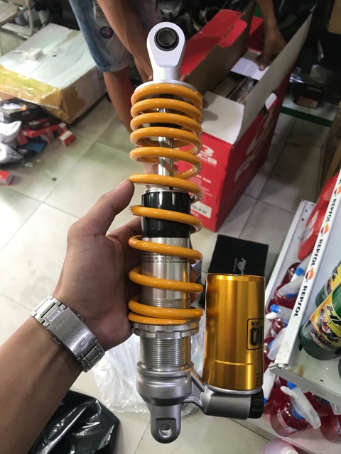 Phuộc ohlins 2 lò xo 1 đen 1 vàng có tăng chỉnh lò xo bình dầu thông dụng dòng xe 1 phuộc