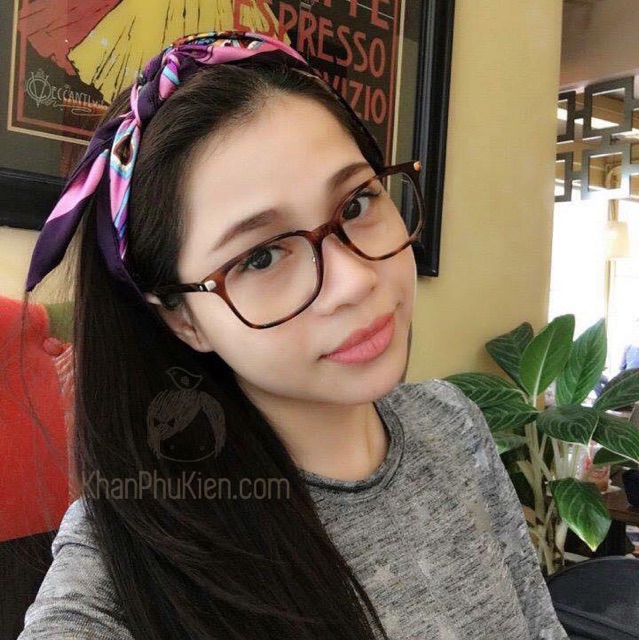 Khăn lụa thời trang