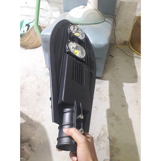 ĐÈN ĐƯỜNG LED CÔNG SUẤT 100W ÁNH SÁNG TRẮNG - VÀNG