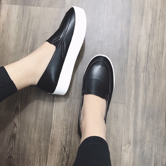 Giày slip on
