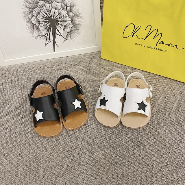 sandal quai dán hình sao cho bé