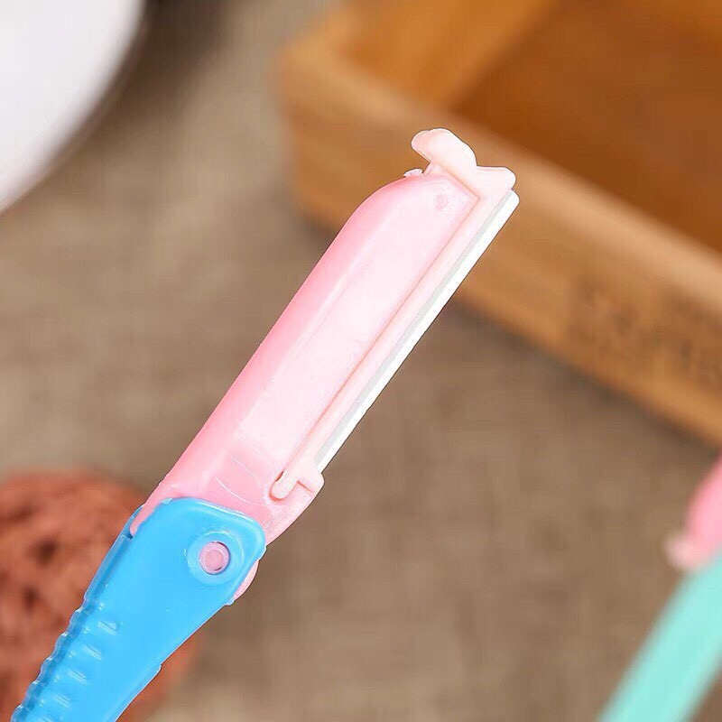 Dao cạo lông mày Ailin La'Home kèm 2 lưỡi dao siêu sắc