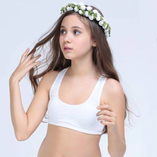 Áo lót lá dành cho học sinh