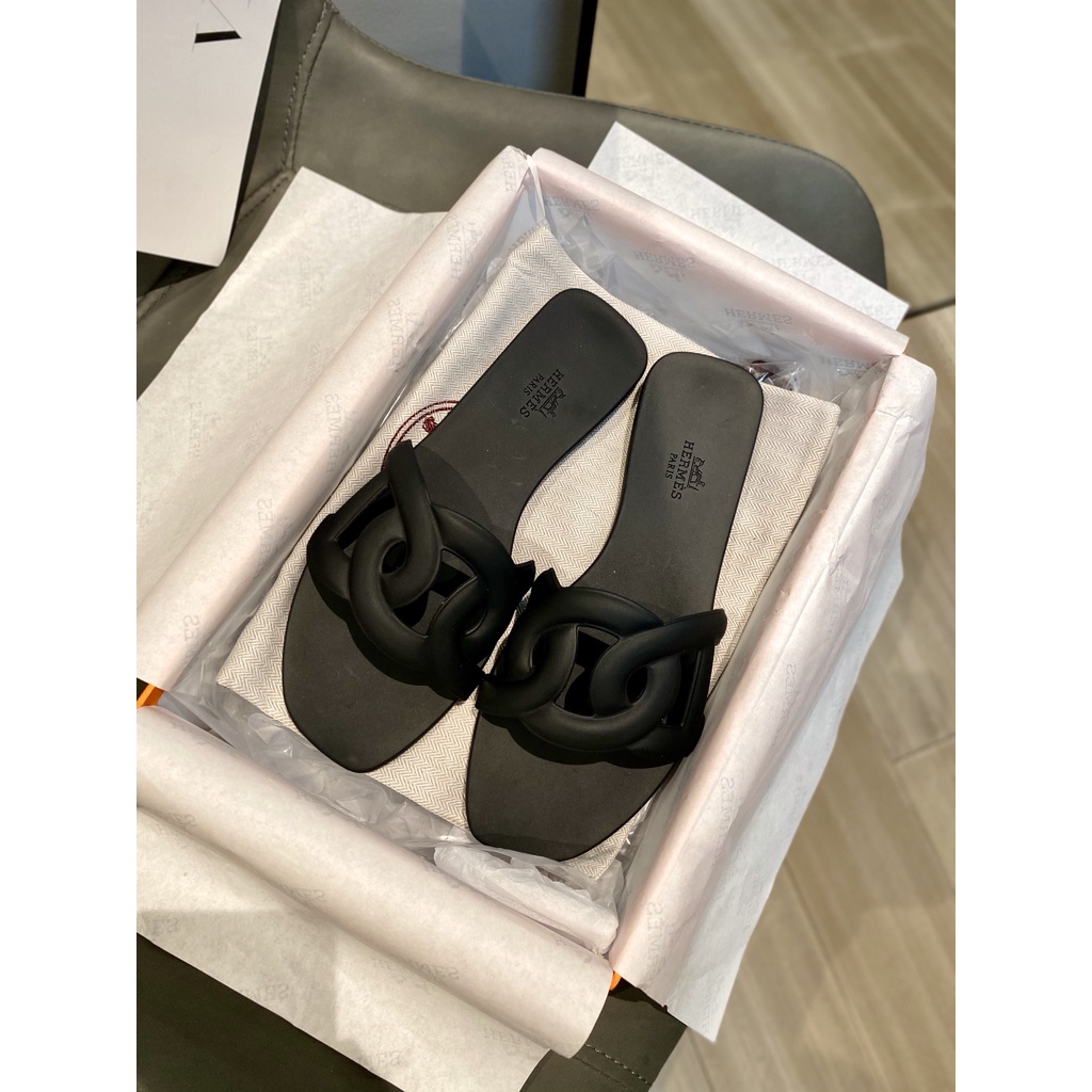 Dép Hermes Đen Mũi Heo Đơn Giản Thời Trang Cổ Điển