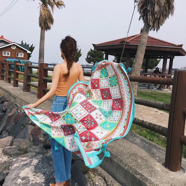 Khăn choàng bohemian - Khăn choàng du lịch biển in hoạ tiết thổ cẩm