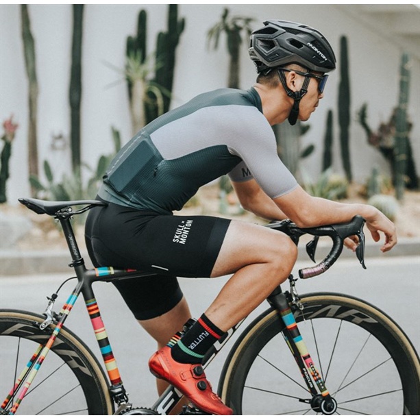 Áo đạp xe Monton ngắn tay JERSEY URBAN CHECHEN