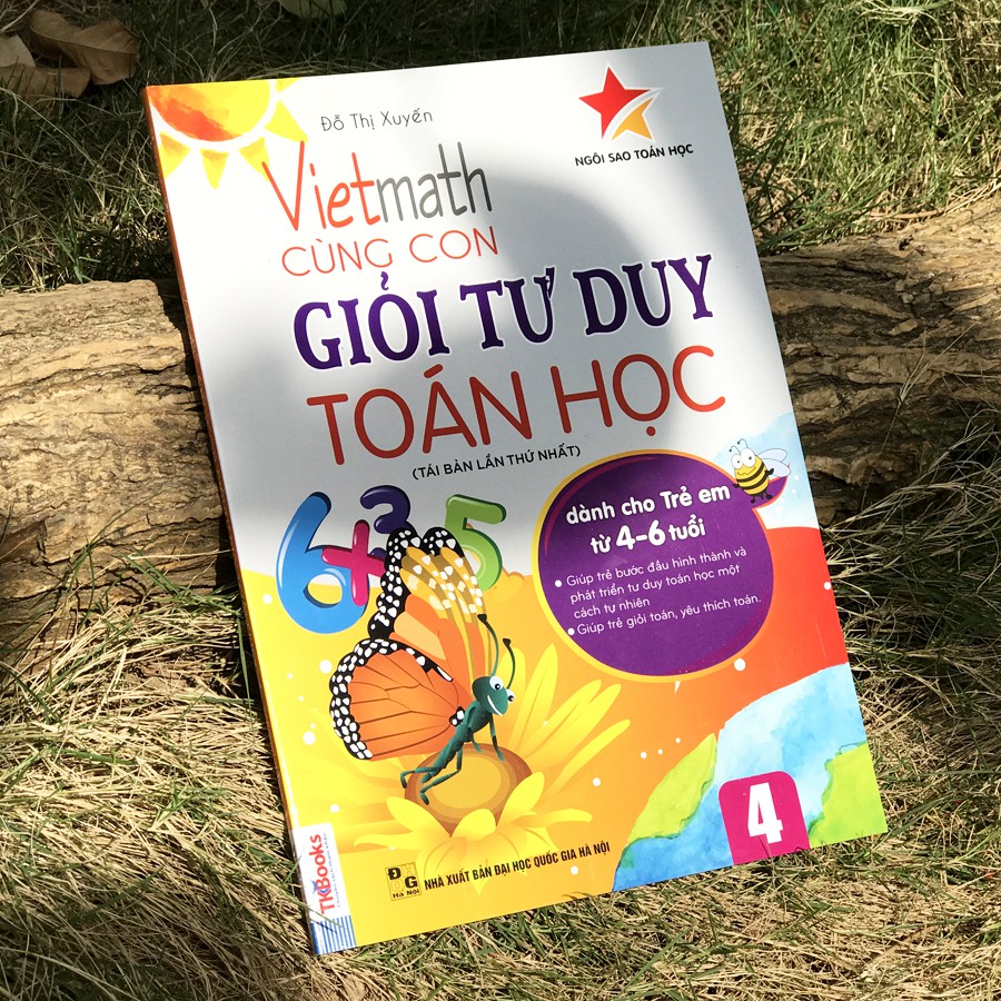 Sách - Vietmath - Cùng con giỏi tư duy toán học 4 (Tái bản 2020)