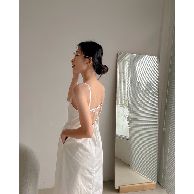 Hình chụp thật - Đầm dây hở lưng