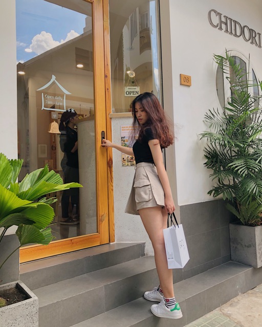 Quần váy túi hộp màu kem (S/M/L) | BigBuy360 - bigbuy360.vn