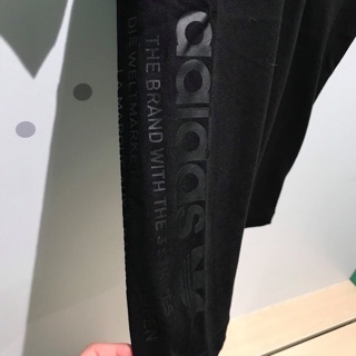 Áo thun adidas