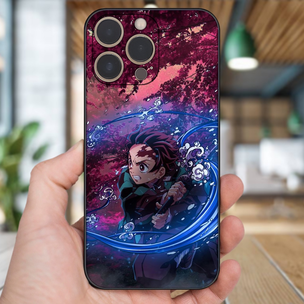 Ốp lưng iPhone 13 Pro dẻo đen cạnh vuông in hình Tanjiro Kimetsu No Yaiba