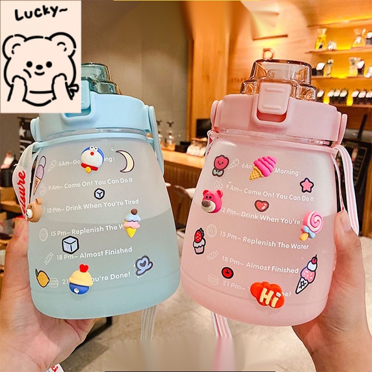 Bình Nước Thể Thao Bằng Nhựa Trong Suốt Chống Rò Rỉ Hình Vuông 3D Dễ Thương 1.3L