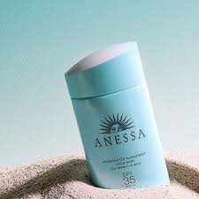 Kem chống nắng Anessa dịu nhẹ dành cho da nhạy cảm và trẻ em màu xanh