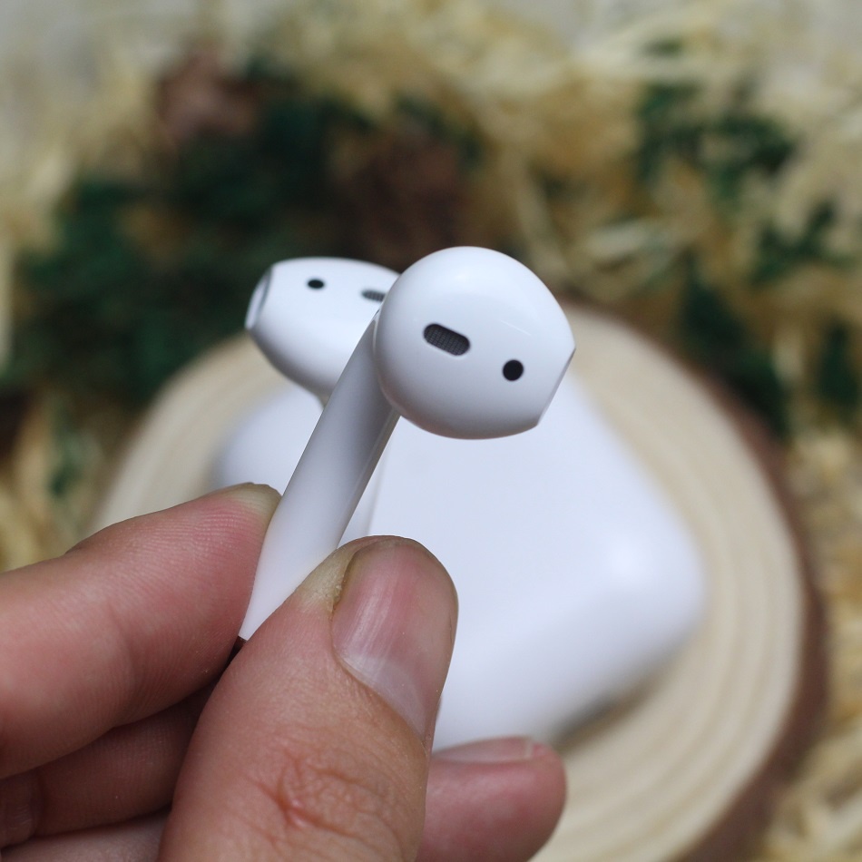 Tai Airpods 2 Tai Nghe Bluetooth Iphone A 2 - Cảm Ứng Đa Điểm Full Chức Năng (Định Vị - Đổi Tên - Sạc Không Dây) MA A2