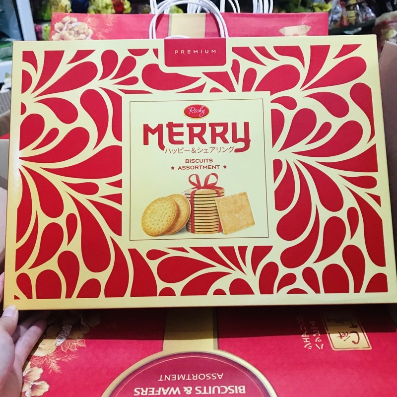 Bánh Quy Merry Bách Phúc Đỏ Hộp Giấy 420g (kèm túi xách)