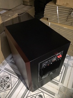 Loa sub trầm JBL
